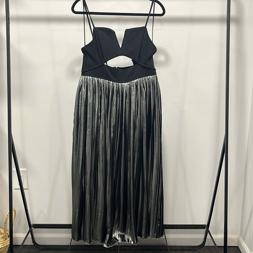 FREE PEOPLE midi dress, size M, good condition.